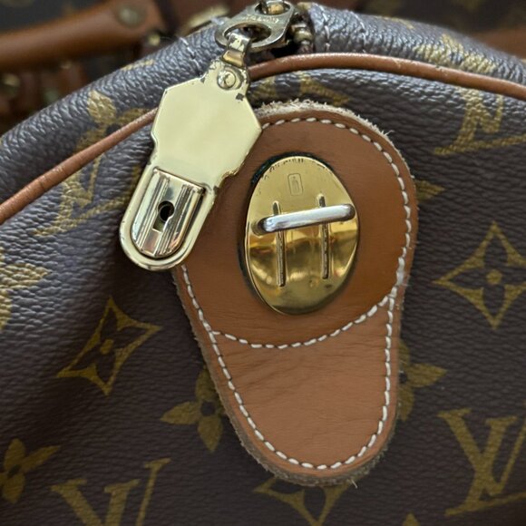 Louis Vuitton Classic Keepall 60 VINTAGE Bag - Picture 12 of 16